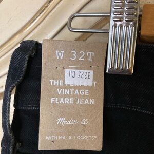 Madewell perfect vintage flare jeans black 32 tall NWT